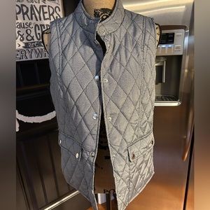 NWOT Sleeveless Jacket or Vest New Directions Size Medium